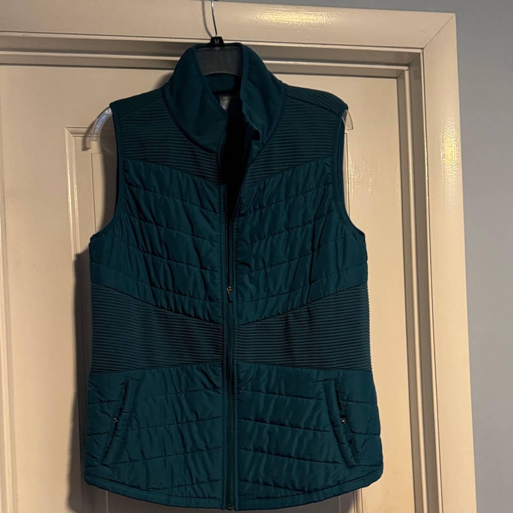 Tek Gear Teal Quilted Vest